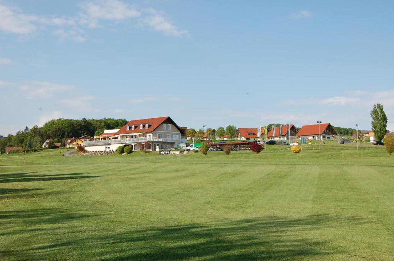Golf Resort Kloech Extérieur photo